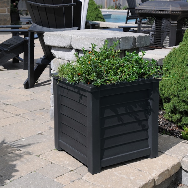 Lakeland 20x20 Planter - Black